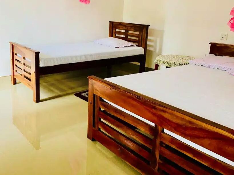 Kumari Guest House 波隆纳鲁沃 外观 照片