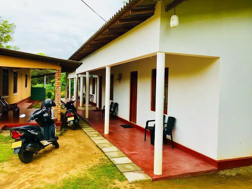 Kumari Guest House 波隆纳鲁沃 外观 照片